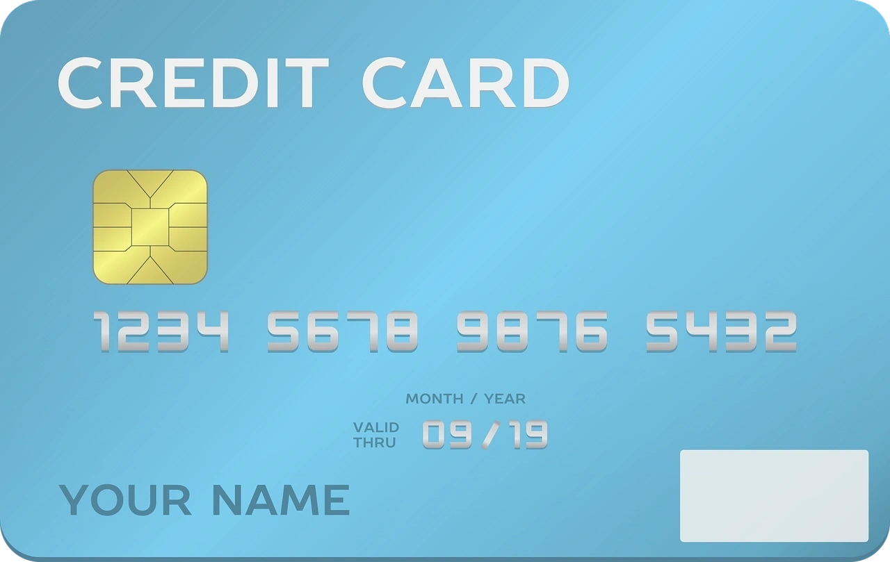 A visual of a Credit Card that shows the front side parts of a credit card: Where the name is located, the card number, the validity date and the chip.